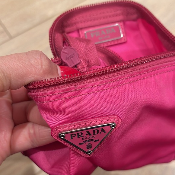 Prada toiletry bag - Picture 6 of 7